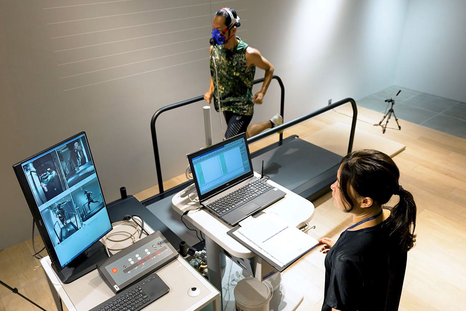 251216ASICS GRAND FRONT OSAKAリニューアル2.JPG